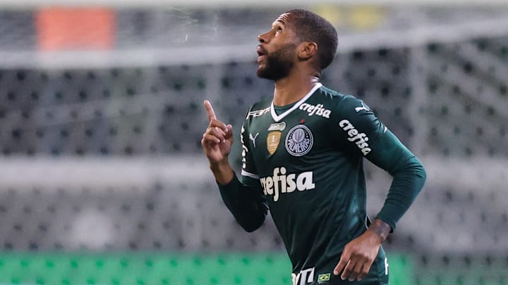 Cria do Palmeiras, Wesley trocou o Internacional pelo futebol do Catar