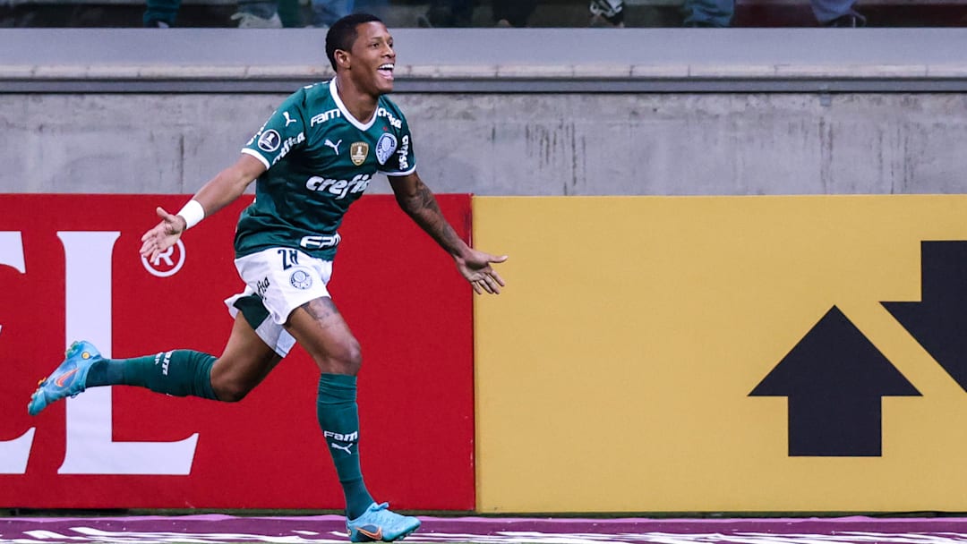 Adeus? Diretoria recebe proposta por dois jogadores e negocia saídas
