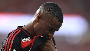De la Cruz não atua pelo Flamengo desde meados do mês passado
