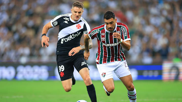 Vasco x Fluminense se enfrentam pelo Brasileirão 2025 Vasco x Fluminense se enfrentam pelo Brasileirão 2025