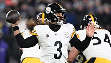 Quarterback Russell Wilson continued his high checkdown rate last season with the Steelers.