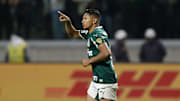 Rony veste a camisa 10 e é o artilheiro do Verdão na temporada