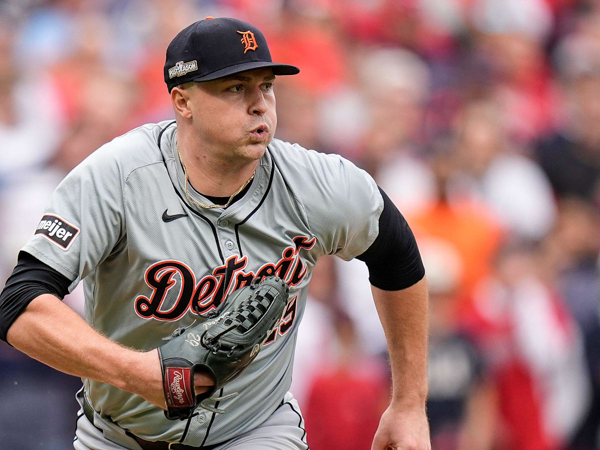 Detroit Tigers Ace Unanimously Wins AL Cy Young Award on His Birthday