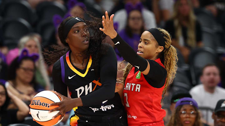 Aug 10, 2025; Phoenix, Arizona, USA; Phoenix Mercury guard Kahleah Copper (left) against Atlanta Dream guard Jordin Canada at PHX Arena. Mandatory Credit: Mark J. Rebilas-Imagn Images
Aug 10, 2025; Phoenix, Arizona, USA; Phoenix Mercury guard Kahleah Copper (left) against Atlanta Dream guard Jordin Canada at PHX Arena. Mandatory Credit: Mark J. Rebilas-Imagn Images