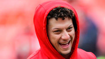 Los Angeles Chargers v Kansas City Chiefs