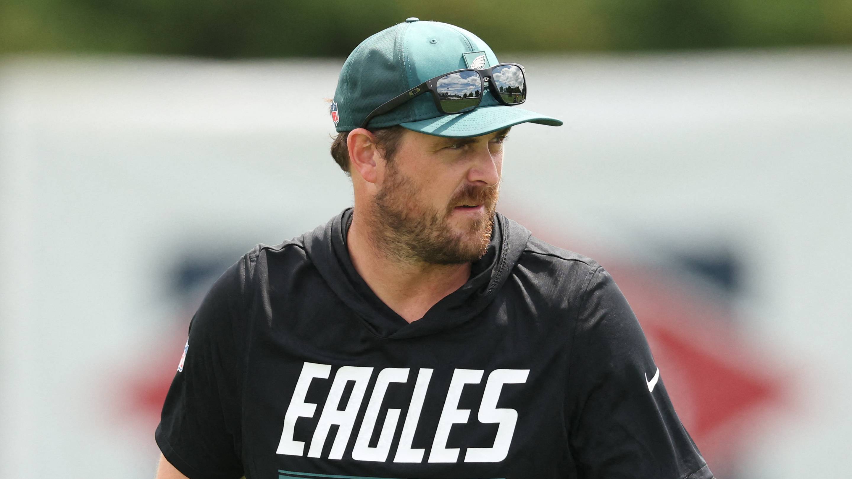Eagles’ Sean Mannion is doomed to repeat Kevin Patullo’s mistake if he stays stubborn