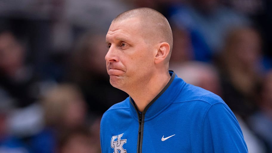 Kentucky coach Mark Pope turns back to his bench after another turnover against Gonzaga.