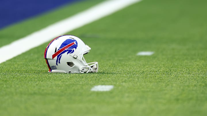 Buffalo Bills v Los Angeles Rams