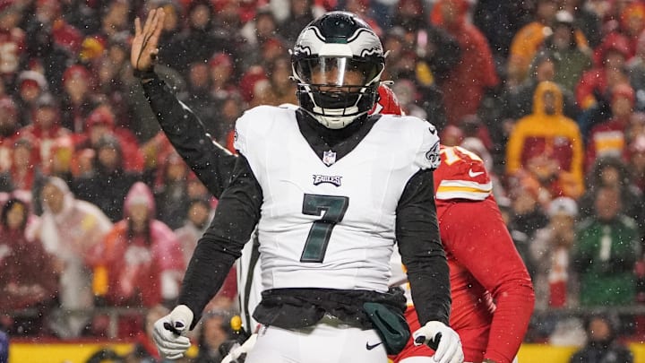 Nov 20, 2023; Kansas City, Missouri, USA; Philadelphia Eagles linebacker Haason Reddick (7) celebrates after a sack against the Kansas City Chiefs during the game at GEHA Field at Arrowhead Stadium. Mandatory Credit: Denny Medley-Imagn Images