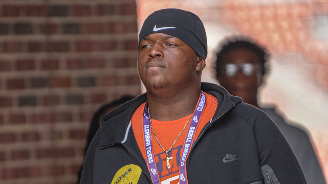 Jeremiah McGowan of AC Flora High in South Carolina visits Clemson football before kickoff with Troy University, at Memorial Stadium in Clemson Saturday, September 6, 2025. McGowan announced on Saturday that he is transferring to Dutch Fork.