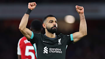 Salah marcou o gol de empate do Liverpool na reta final  