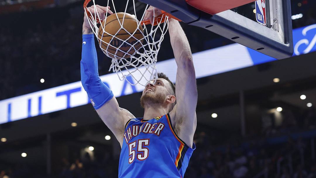 Apr 5, 2026; Oklahoma City, Oklahoma, USA; Oklahoma City Thunder center Isaiah Hartenstein (55) dunks against the Utah Jazz during the second quarter at Paycom Center. Mandatory Credit: Alonzo Adams-Imagn Images