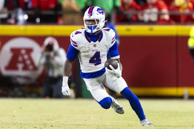 The Dallas Cowboys have been in search of an RB1 for several years, and despite addressing the position in the NFL offseason, there is still room for improvement. Could disgruntled Buffalo Bills star James Cook be the answer? -binh123