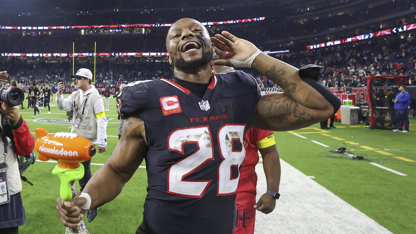 Texans Place RB Joe Mixon on NFI List Opening 2025 Camp