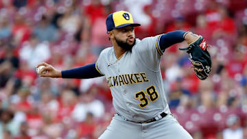 Milwaukee Brewers v Cincinnati Reds