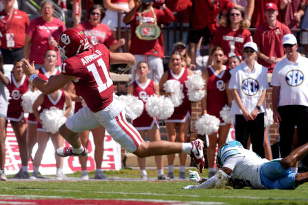 Oklahoma quarterback Jackson Arnold