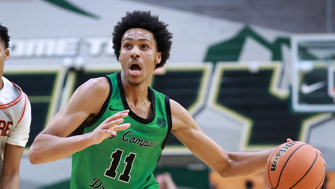 Arizona Compass Prep guard Quincy Wadley (11) against Spire Institute (OH) during the HoopHall West Tournament at Skyline High School.