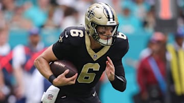 New Orleans Saints QB Tyler Shough (6) runs with the ball against the Miami Dolphins on Nov. 30, 2025.