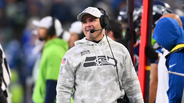 Seahawks head coach Mike Macdonald