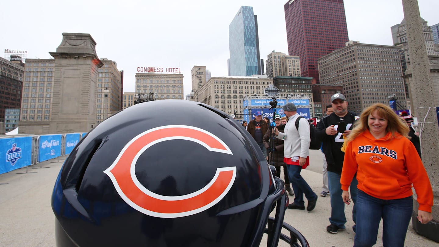 Top 2025 NFL draft prospect calls Chicago Bears a ‘nice destination’