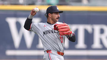 Minnesota Twins v Chicago White Sox