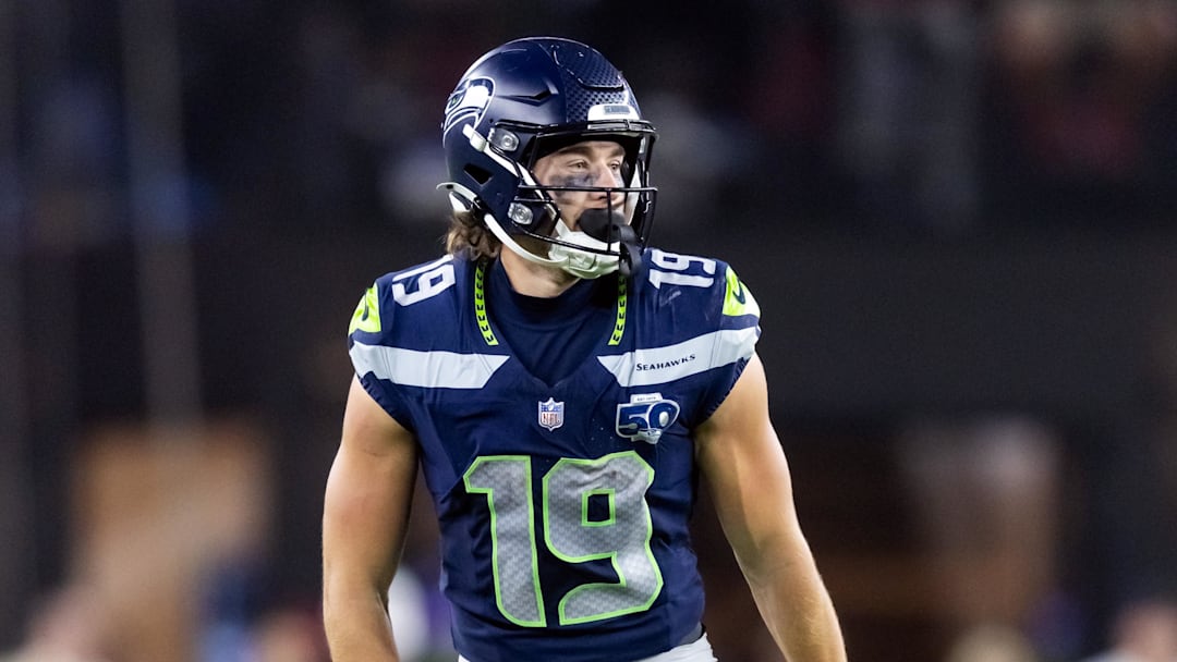 Sep 25, 2025; Glendale, Arizona, USA; Seattle Seahawks wide receiver Jake Bobo (19) against the Arizona Cardinals at State Farm Stadium. Mandatory Credit: Mark J. Rebilas-Imagn Images Sep 25, 2025; Glendale, Arizona, USA; Seattle Seahawks wide receiver Jake Bobo (19) against the Arizona Cardinals at State Farm Stadium. Mandatory Credit: Mark J. Rebilas-Imagn Images
