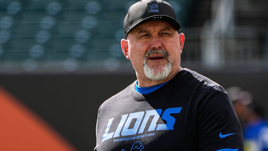 Detroit Lions offensive coordinator John Morton walks on the field for warmup ahead of Cincinnati Bengals game at Paycor Stadium in Cincinnati on Sunday, Oct. 5, 2025.