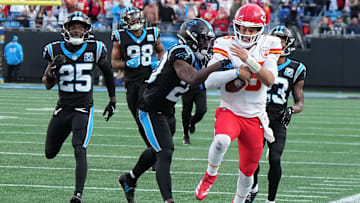 Jordan Fuller, Patrick Mahomes