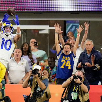 Los Angeles Rams wide receiver Cooper Kupp (10) comes down with a catch in the end zone in the Super Bowl vs. the Bengals.