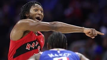 Nov 19, 2025; Philadelphia, Pennsylvania, USA; Toronto Raptors guard Immanuel Quickley (5) controls the offense against the Philadelphia 76ers during the third quarter at Xfinity Mobile Arena. Mandatory Credit: Bill Streicher-Imagn Images