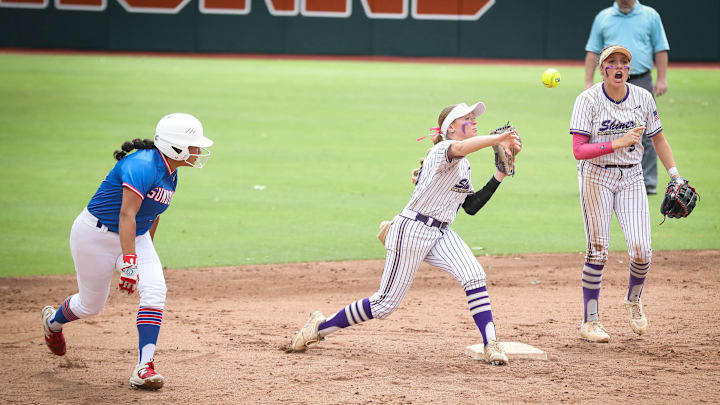 Sundown defeats Shiner 9-3 in the Class 2A division II UIL State Championship on May 29, 2025, at Red & Charline McCombs Field in Austin. Sundown defeats Shiner 9-3 in the Class 2A division II UIL State Championship on May 29, 2025, at Red & Charline McCombs Field in Austin.