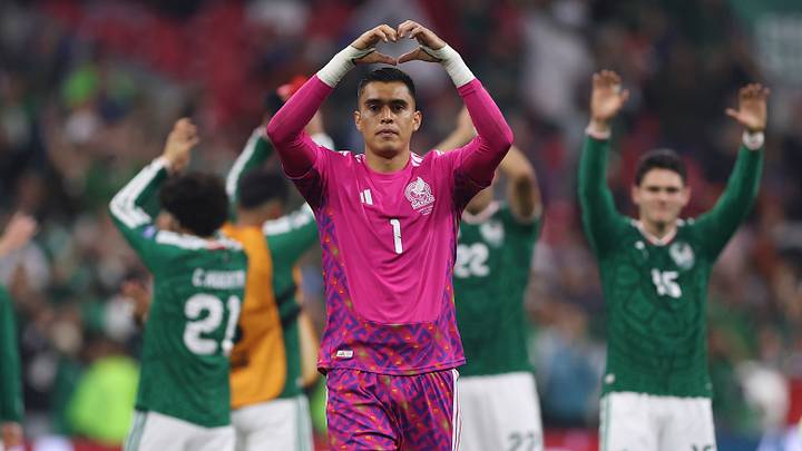 Tala Rangel ha sido uno de los elementos que debutó en la Copa del Mundo y ahora suma cuatro juegos sin recibir gol. Tala Rangel ha sido uno de los elementos que debutó en la Copa del Mundo y ahora suma cuatro juegos sin recibir gol.
