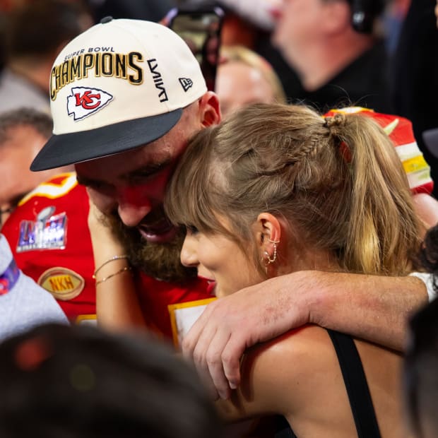 Travis Kelce, Taylor Swift, Kansas City Chiefs