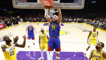 Los Denver Nuggets están dominando a Los Angeles Lakers en esta primera ronda de Playoffs de la NBA