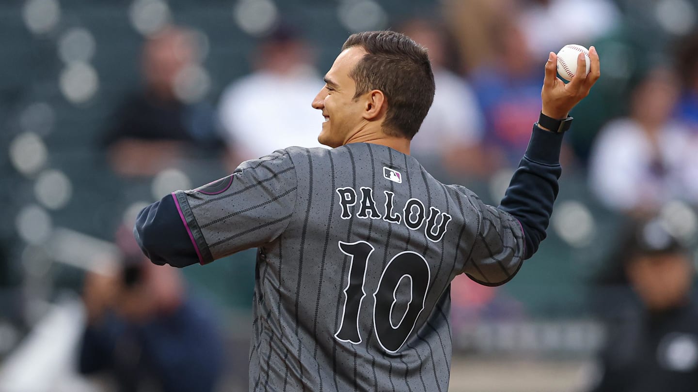 Indy 500 Winner Alex Palou Throws Out 1st Pitch Before Mets-White Sox Game