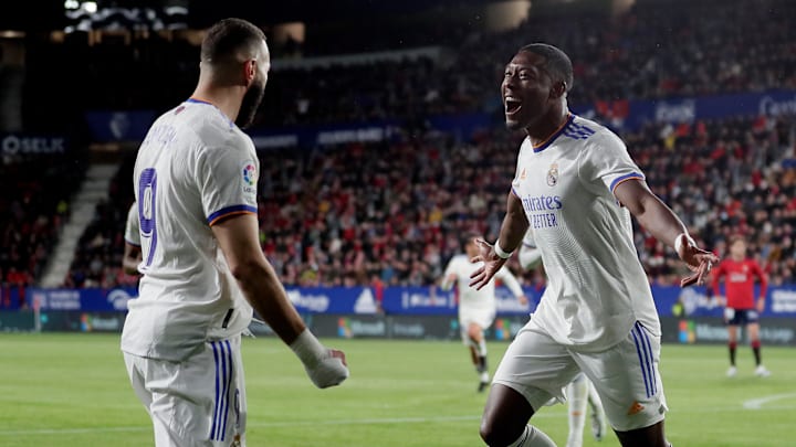 Karim Benzema et David Alaba contre Osasuna Karim Benzema et David Alaba contre Osasuna