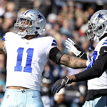 Dallas Cowboys linebacker Micah Parsons celebrates a sack during the first quarter against the Jacksonville Jaguars.