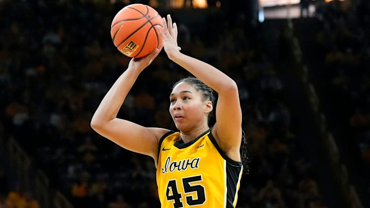 Iowa forward Hannah Stuelke (45) shoots against the Nebraska Cornhuskers Jan. 1, 2026 at Carver-Hawkeye Arena in Iowa City, Iowa.