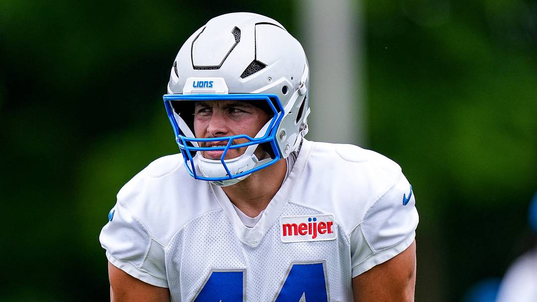 Detroit Lions linebacker Malcolm Rodriguez (44) practices during mini camp at Meijer Performance Center in Allen Park on Wednesday, June 17, 2026. Detroit Lions linebacker Malcolm Rodriguez (44) practices during mini camp at Meijer Performance Center in Allen Park on Wednesday, June 17, 2026.