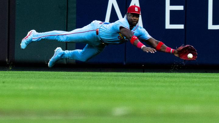 St. Louis Cardinals outfielder Jordan Walker (18) fields a line drive off the bounce in the fourth inning between the St. Louis Cardinals and Cincinnati Reds at Great American Ball Park in Cincinnati on Saturday, May 23, 2026.