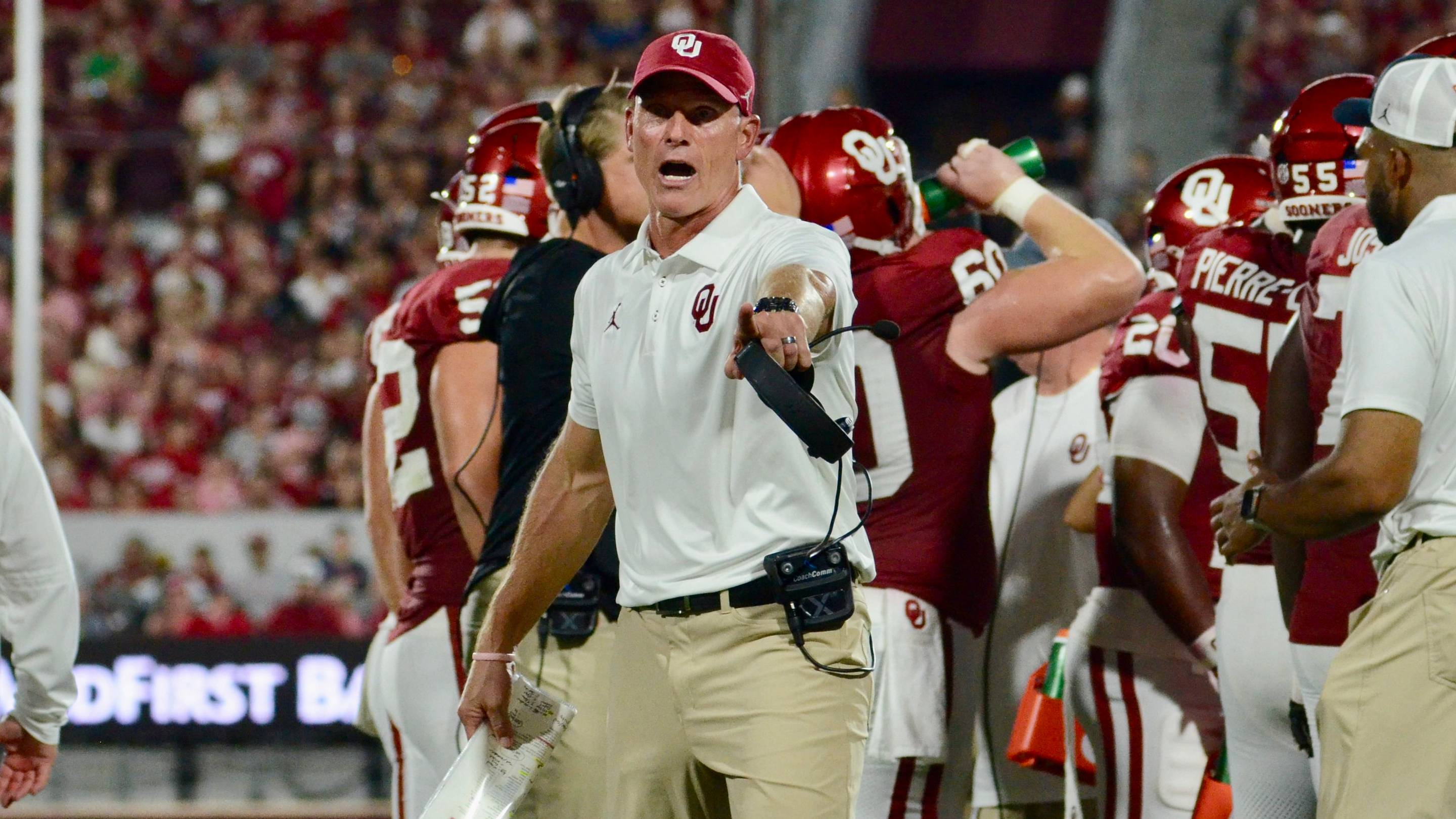 Brent Venables' Contract Extension Approved by Oklahoma Board of Regents