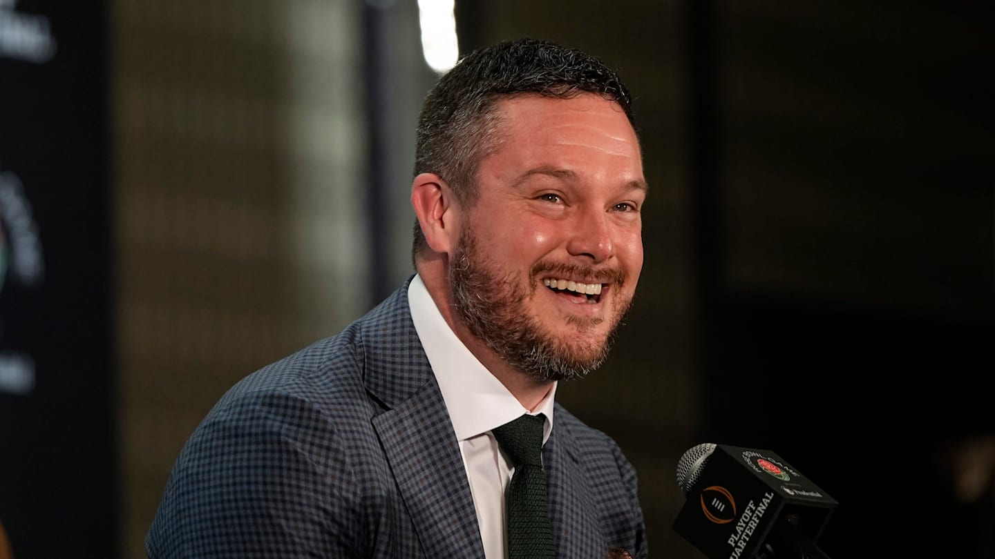 Dan Lanning, Oregon Duck Mascot Featured On EA Sports College Football 26 Deluxe Cover