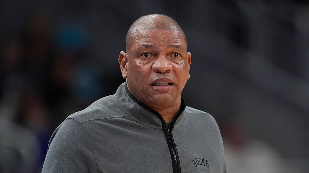 Charlotte Hornets v Milwaukee Bucks