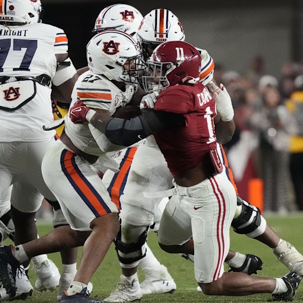 Alabama LB/DE Jihaad Campbell