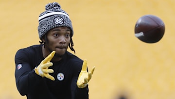 Dec 23, 2023; Pittsburgh, Pennsylvania, USA;  Pittsburgh Steelers wide receiver Calvin Austin III (19) warms up before the game against the Cincinnati Bengals at Acrisure Stadium. Mandatory Credit: Charles LeClaire-Imagn Images
