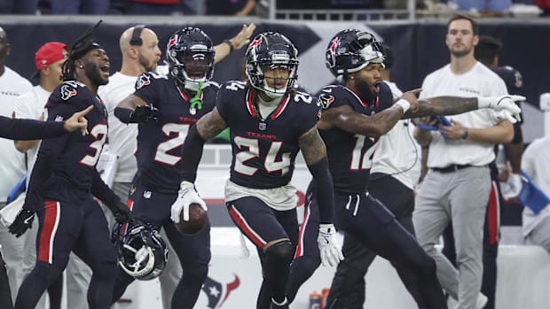 Houston Texans #39 Defensive Tandem Named Best in NFL Houston Texans #39 Defensive Tandem Named Best in NFL