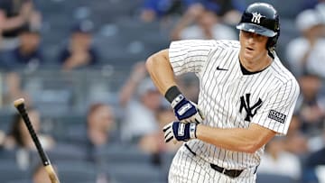 DJ LeMahieu trabaja para volver con Yankees