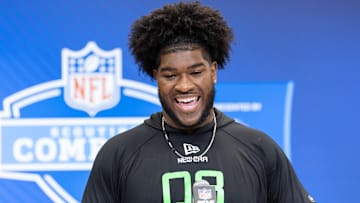 Former Alabama OL Tyler Booker