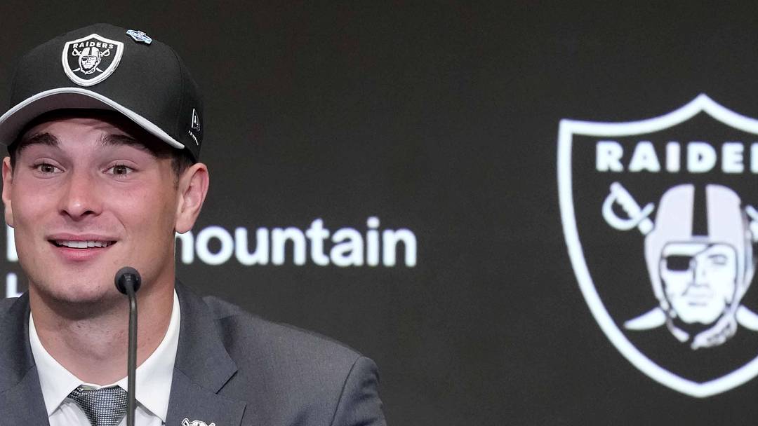 Las Vegas Raiders quarterback Fernando Mendoza speaks at introductory press conference.