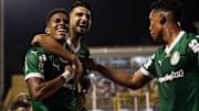 Vendido ao Chelsea, Estêvão fica no Verdão até o meio do ano